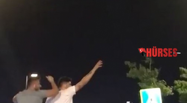 Antalya'da trafikte sunroof eğlencesi pes dedirtti
