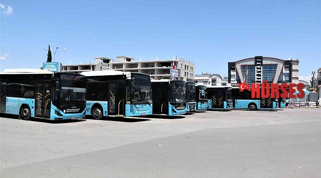 Antalya'da turizm sezonu açıldı, toplu taşıma araçları şoförsüz kaldı