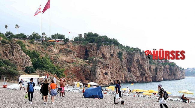 Antalya'da yaz yağmuru