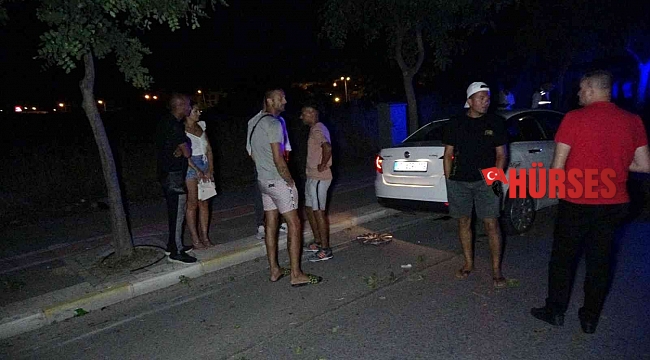 Hurdaya dönen otomobilden sağ çıktılar