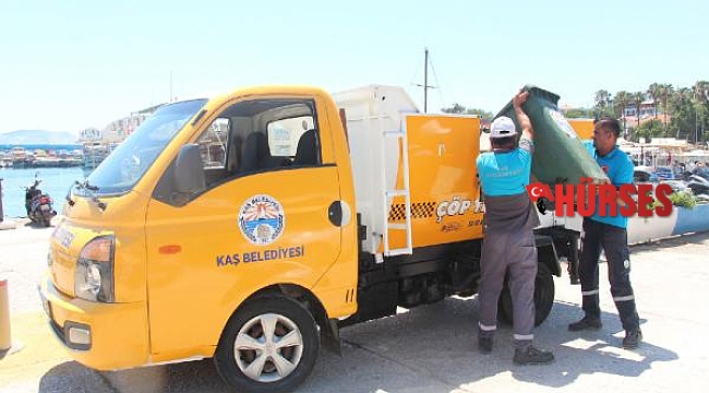 Kaş'ta çöp taksi hizmeti