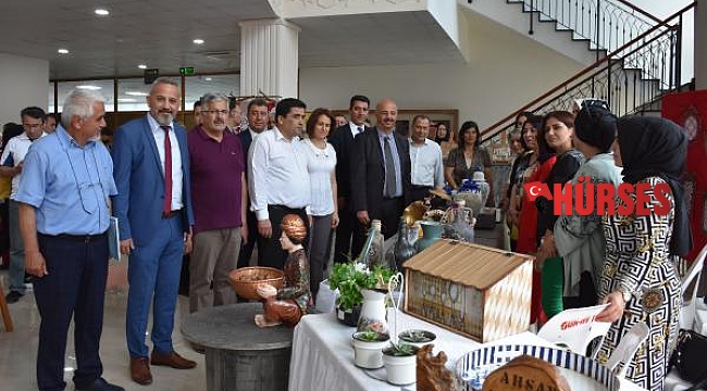 Kumluca HEM'den yıl sonu sergisi