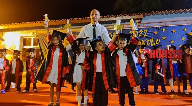 Miniklerin mezuniyet heyecanı
