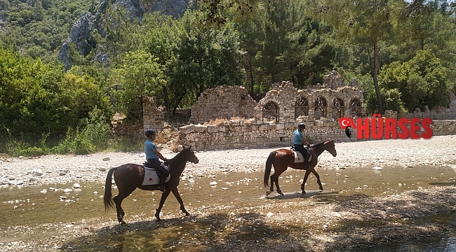 Olympos ve Adrasan'da atlı birlikler göreve başladı