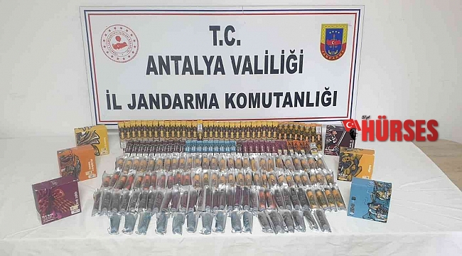 Piyasa değeri 50 bin TL olan kaçak elektronik sigara ele geçirildi