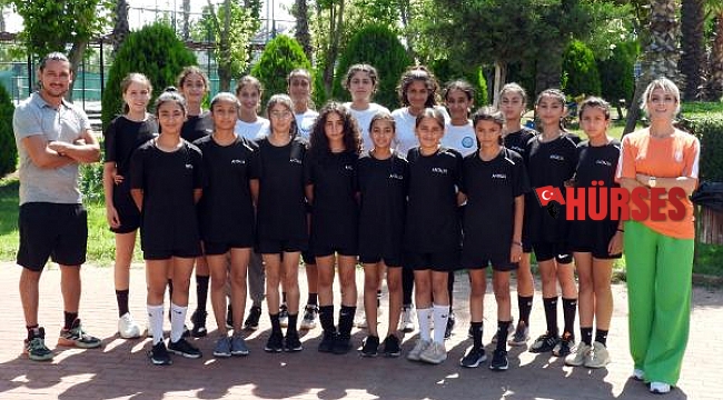Şampiyonlar Kepezspor'da