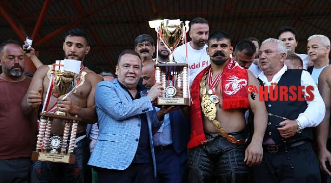 Altın kemer yine Antalya'da kaldı
