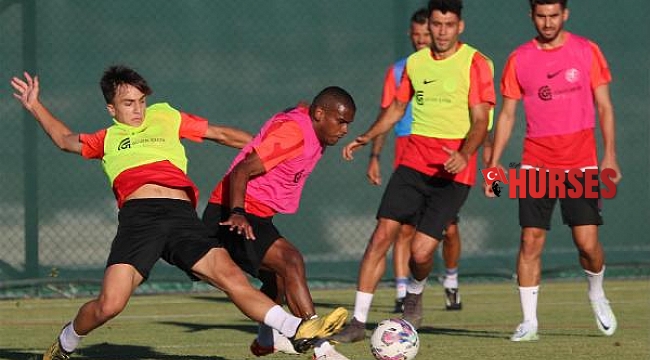 Antalyaspor'da Fredy ve Luiz Adriano kampa katılıyor
