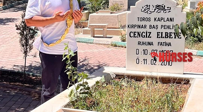 Başpehlivan Şimşek, Cengiz Elbeye'nin mezarını ziyaret etti