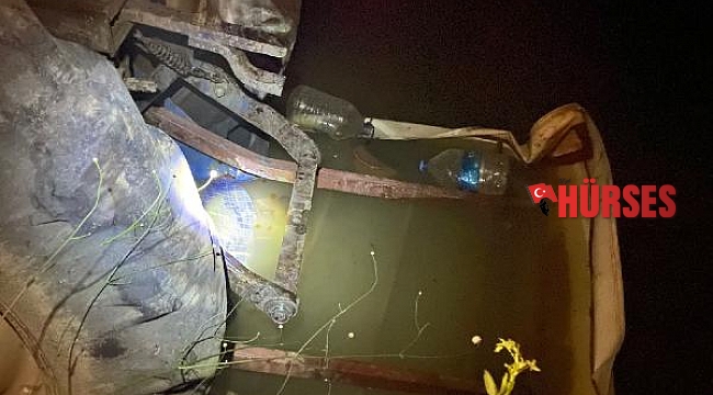 Dereye devrilen traktörün sürücüsü öldü