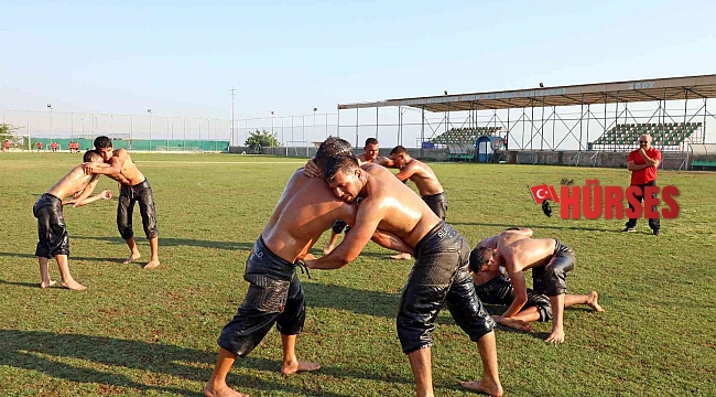Gökbel Güreşleri öncesi pehlivanları Alanya'da antrenman yaptı