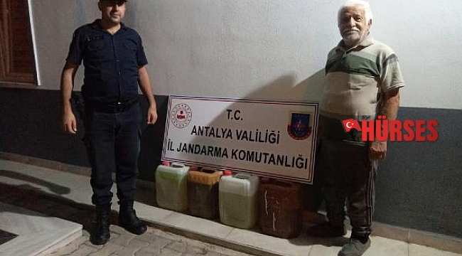 Jandarma hırsızlık şüphelilerini yakalandı