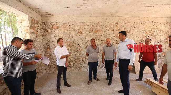 Kaş'taki yarım asırlık okul yeniden hayat buluyor