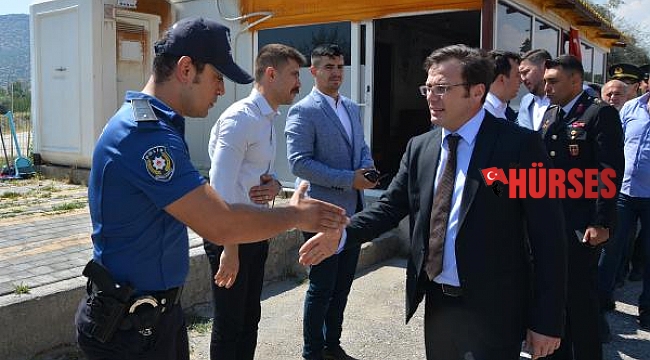 Korkuteli protokolü bayramlaştı