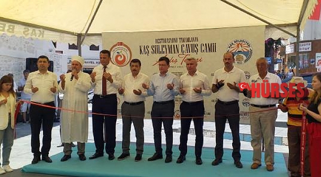 Restore edilen tarihi cami yeniden açıldı