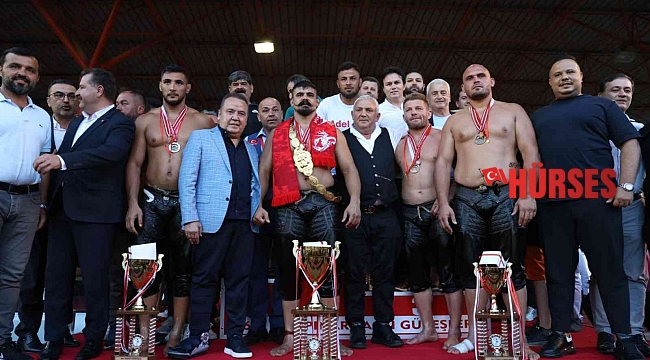 Tarihi Kırkpınar Yağlı Güreşleri'ne Antalya damgası