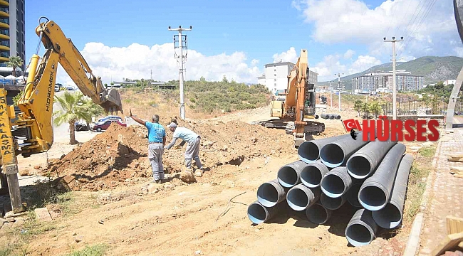 Alanya'da yol ve alt yapı çalışmaları devam ediyor