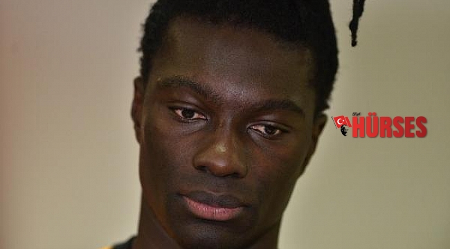 Galatasaraylı Gomis: Şampiyonluk yaşamak için buradayız