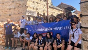 İzciler Akseki'de kamp yaptı