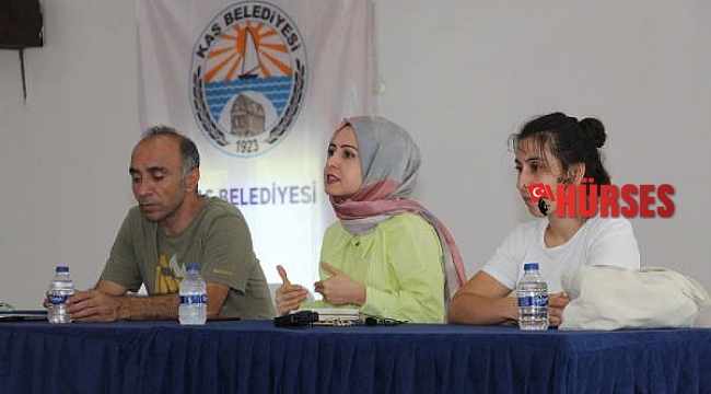 Kaş'ta seracılık kursu açıldı
