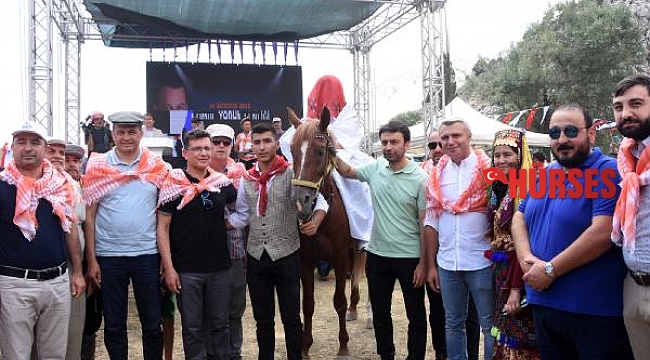 Kaş'ta Yörük göçü canlandırıldı