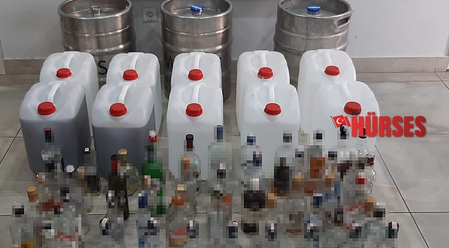 Manavgat'ta otel odasında 387 litre sahte içki ele geçirildi