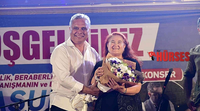 Muratpaşa Belediyesinden, Hacı Bektaş Veli Kültür Merkezi'nde aşure ikramı