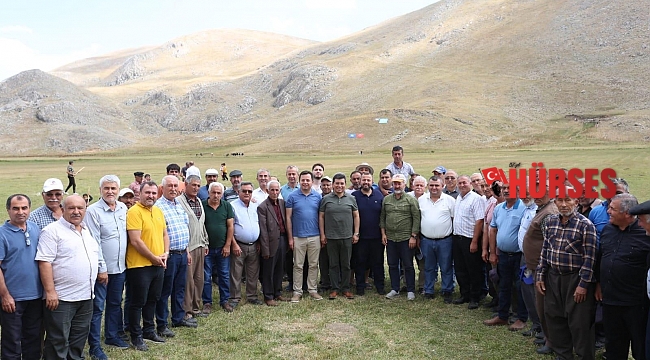 Tütüncü, AK Parti'nin çoban ateşinin yaktığı Söbüce Yaylası'nda