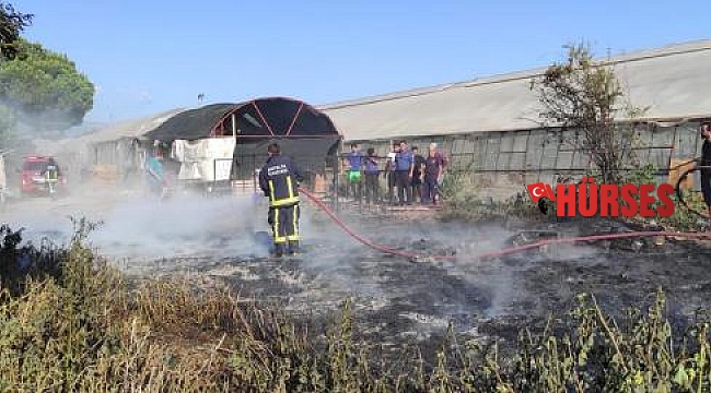 Zabıta ekibinin dikkati, yangına hızlı müdahaleyi sağladı