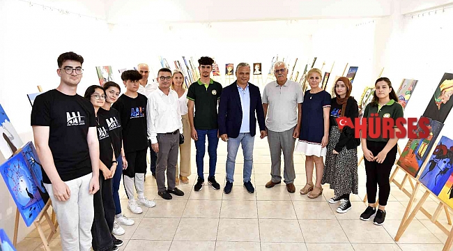 Aksulu öğrenciler Muratpaşa'da sergi açtı