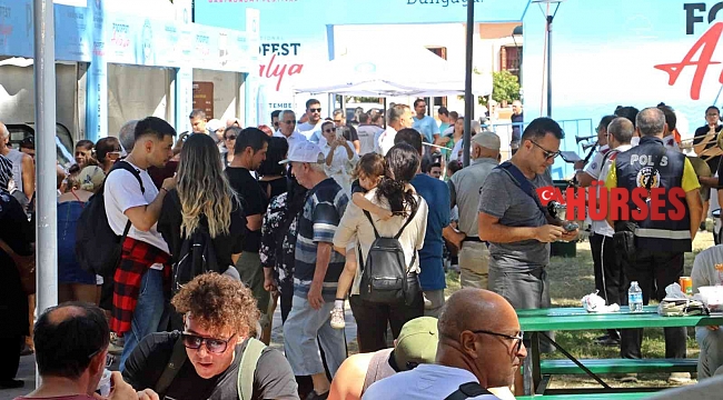 Antalya'da 'Food Fest' alanına yoğun ilgi
