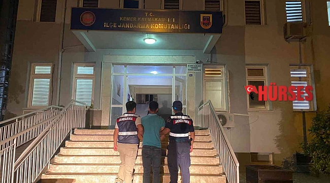 Antalya'da telefon faresi jandarmadan kaçamadı