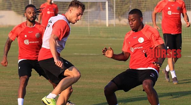 Antalyaspor'da 'milli ara' mesaisi