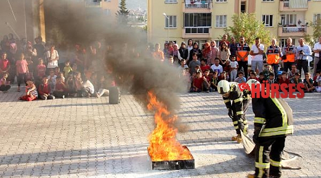 Bucak'ta tahliye ve yangın söndürme tatbikatı