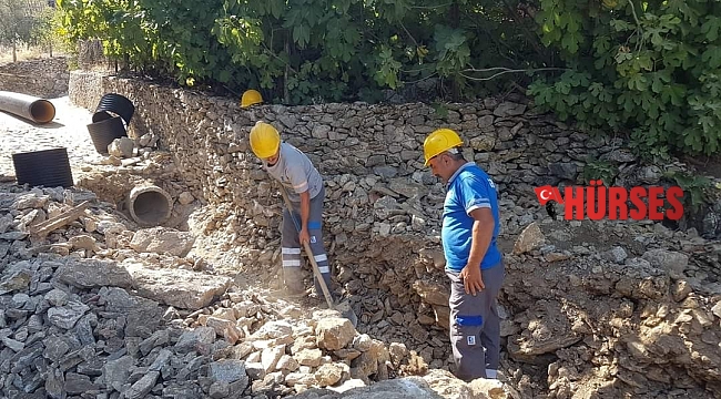 Büyükşehir'den Ürünlü'de yağmur suyu çalışması