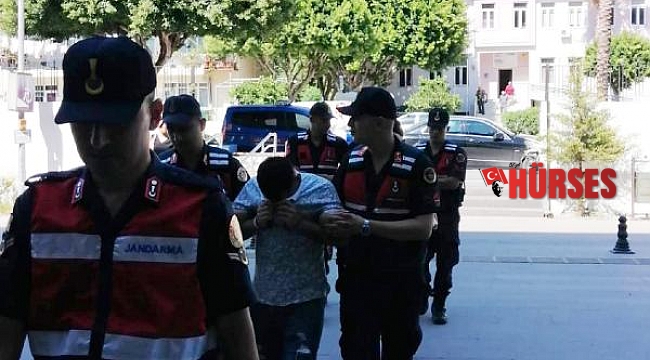 Fuhuş yaptırılan anne ve kızını jandarma kurtardı