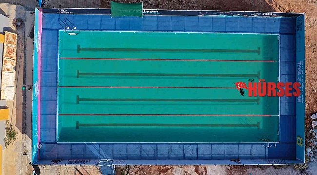 Kaş'ta yüzme eğitimi için havuz yapıldı