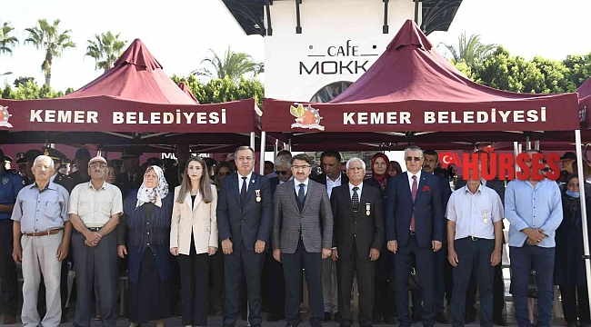 Kemer'de 19 Eylül Gaziler Günü törenle kutlandı