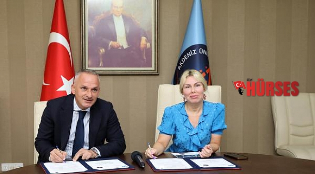 Rektör Özkan'dan öğrencilere yurt müjdesi