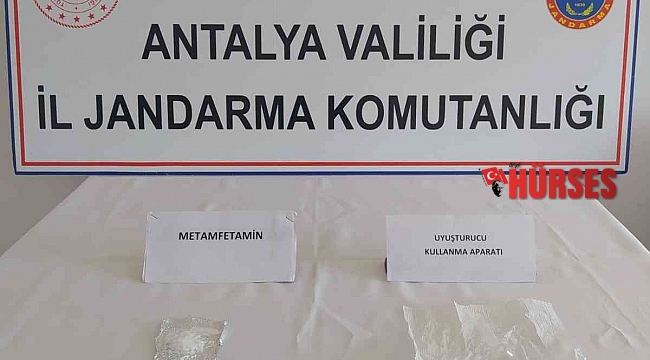 Şüphe üzerine aranan araçtan uyuşturucu çıktı