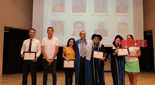 Tazelenme Üniversitesinde duygulandıran ilk mezuniyet