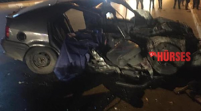 Tur otobüsüyle çarpışan otomobildeki animasyon şefi ile eşi öldü