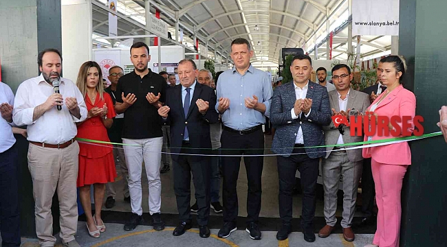 Alanya'da Tarım ve Teknolojileri Buluşma Fuarı kapılarını açtı