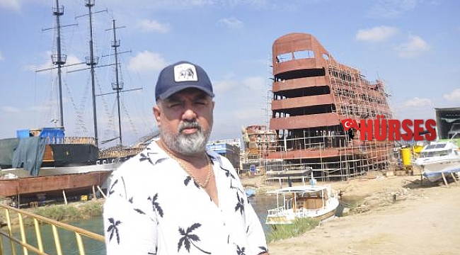 Antalya'da 5 katlı günübirlik tur teknesi inşa ediliyor