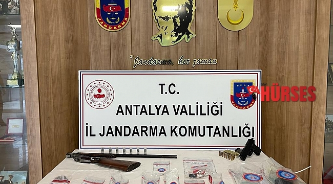 Antalya'da 9 ayrı adrese eşzamanlı 'Narko-Şok' baskını: 17 gözaltı