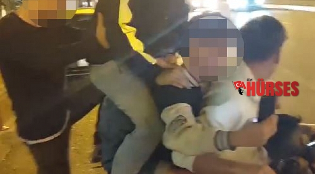 Elektrikli bisiklete 6 kişi binip yola çıkmaya çalıştılar, hareketleriyle 'pes' dedirttiler
