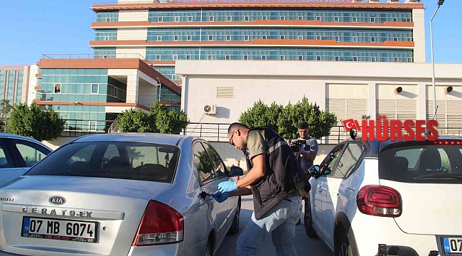 Hastaneye yeğenini ziyarete geldi, 3 bin 700 TL'sini çaldırdı