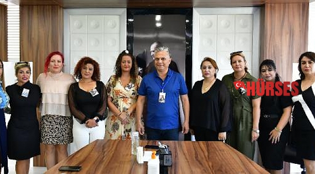 İranlı kadınlardan ziyaret