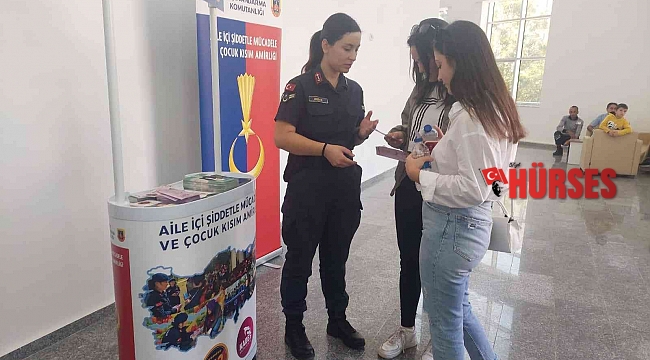 Jandarmadan "Kadına el kalkmaz" sloganıyla bilgilendirme faaliyeti