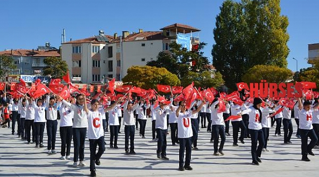 Korkuteli'de 29 Ekim kutlandı